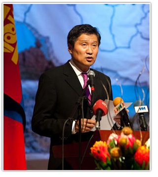 Ерөнхий сайд С.Батболд Дорноговь аймгийн иргэдтэй уулзахдаа хэлсэн үг