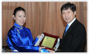 Монгол улсын Ерөнхий сайд “Оны алдартан” өргөмжлөлөө гардлаа