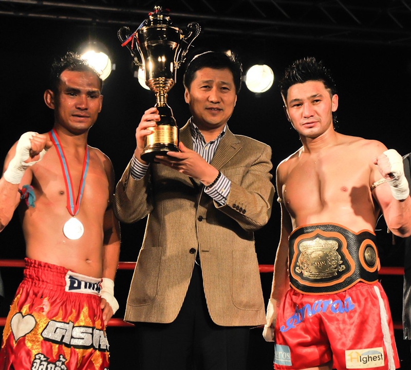 Ерөнхий сайдын ивээл дор зохиогддог 